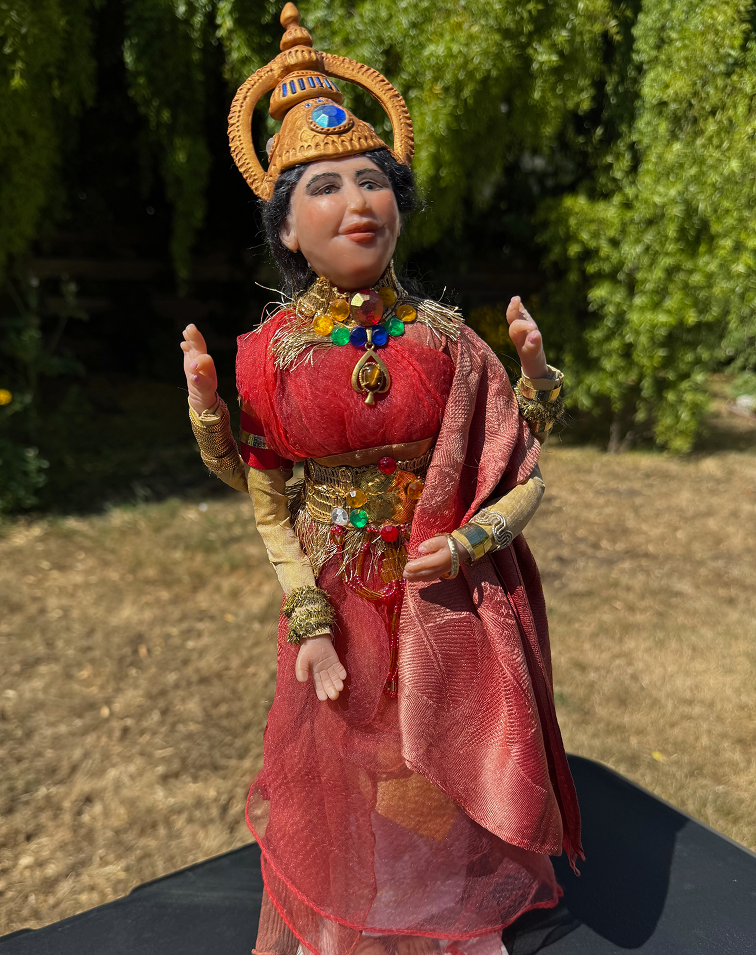 Royal Thai Dancer